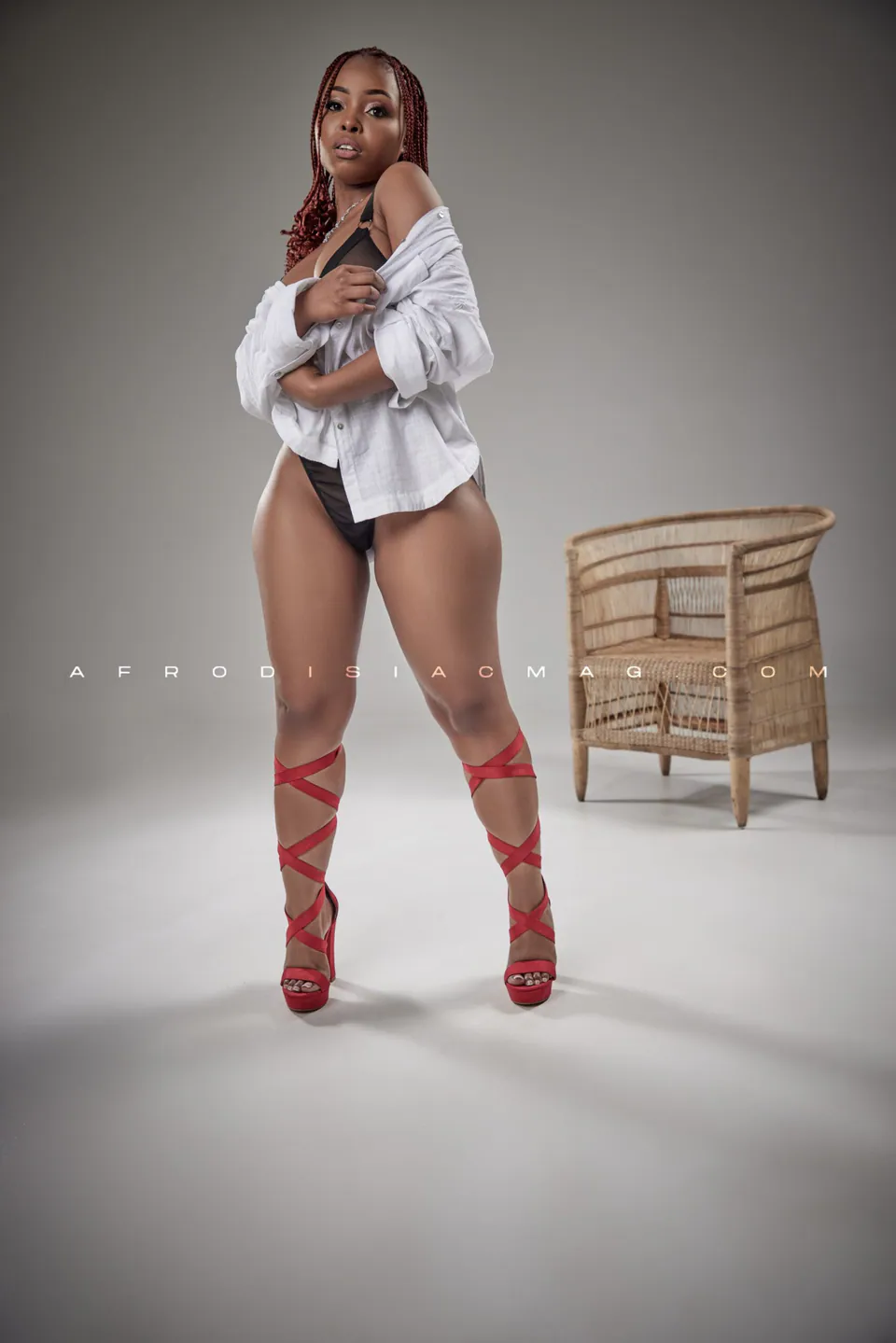 Petite Tumi, Afrodisiac Magazine model — photo 5 of 16
