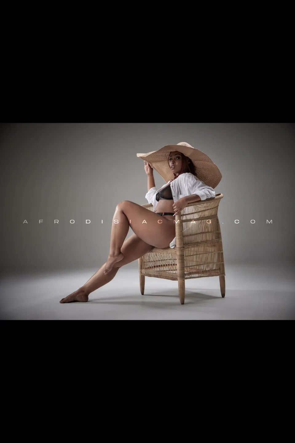 Petite Tumi, Afrodisiac Magazine model — photo 3 of 16