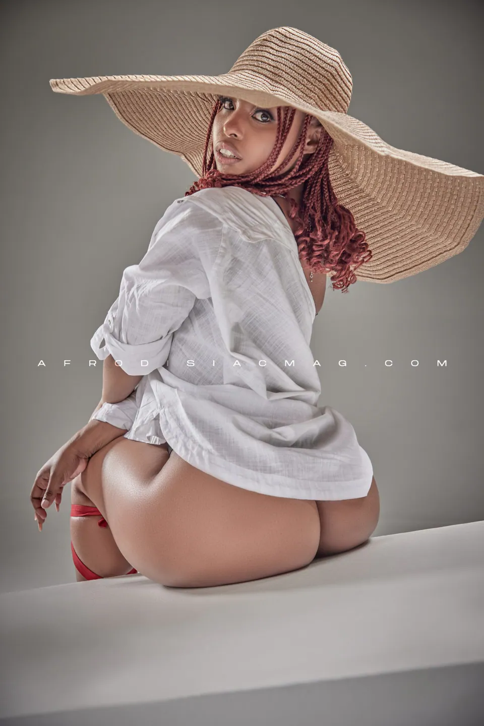 Petite Tumi, Afrodisiac Magazine model — photo 2 of 16